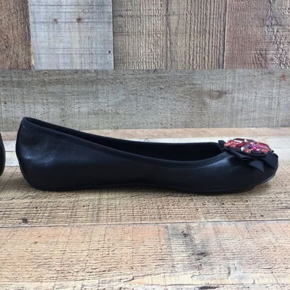 White House Black Market Black Red Gemstone Toe Ballet Flats Womens 8M Slip‎ On - Picture 6 of 13